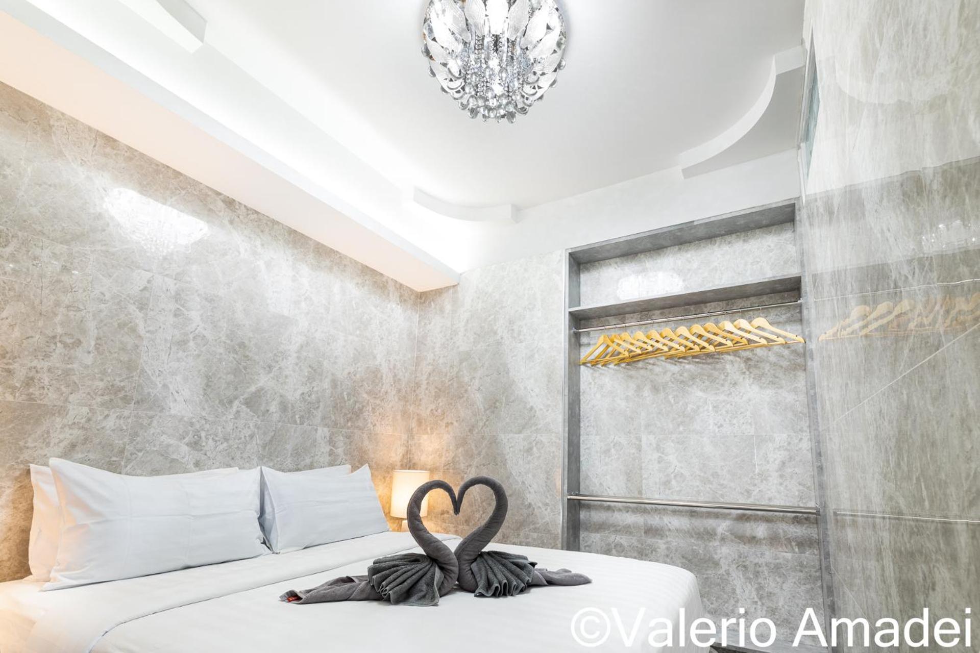 Omniaphuket - Tower - Premium 3 Bedrooms Patong